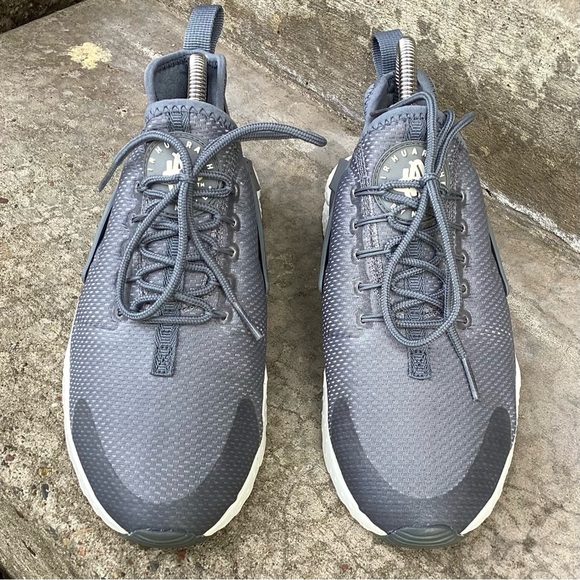 Nike Women’s Air Huarache‎ Run Ultra Sneakers, Cool Grey 819151-006 - Size 7.5 - Picture 2 of 10